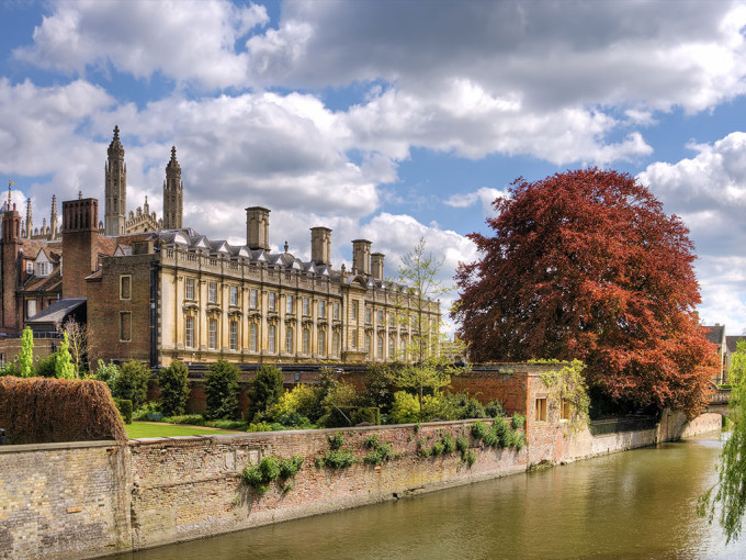 Private Jet Charter to Cambridge, United Kingdom