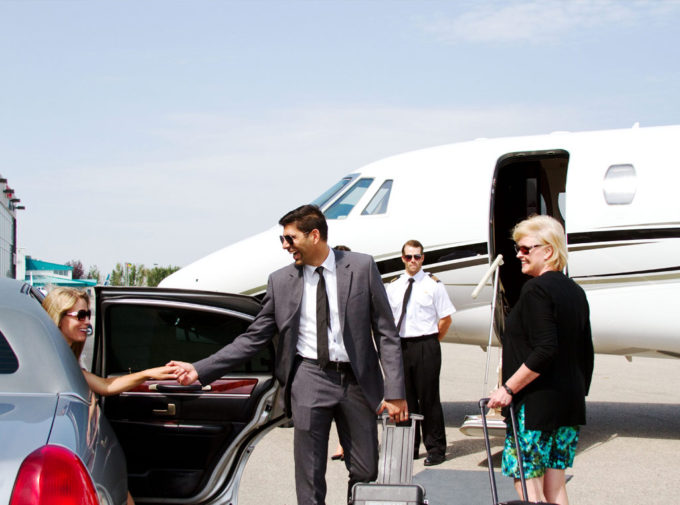 Private jet charters offer convenient boarding.